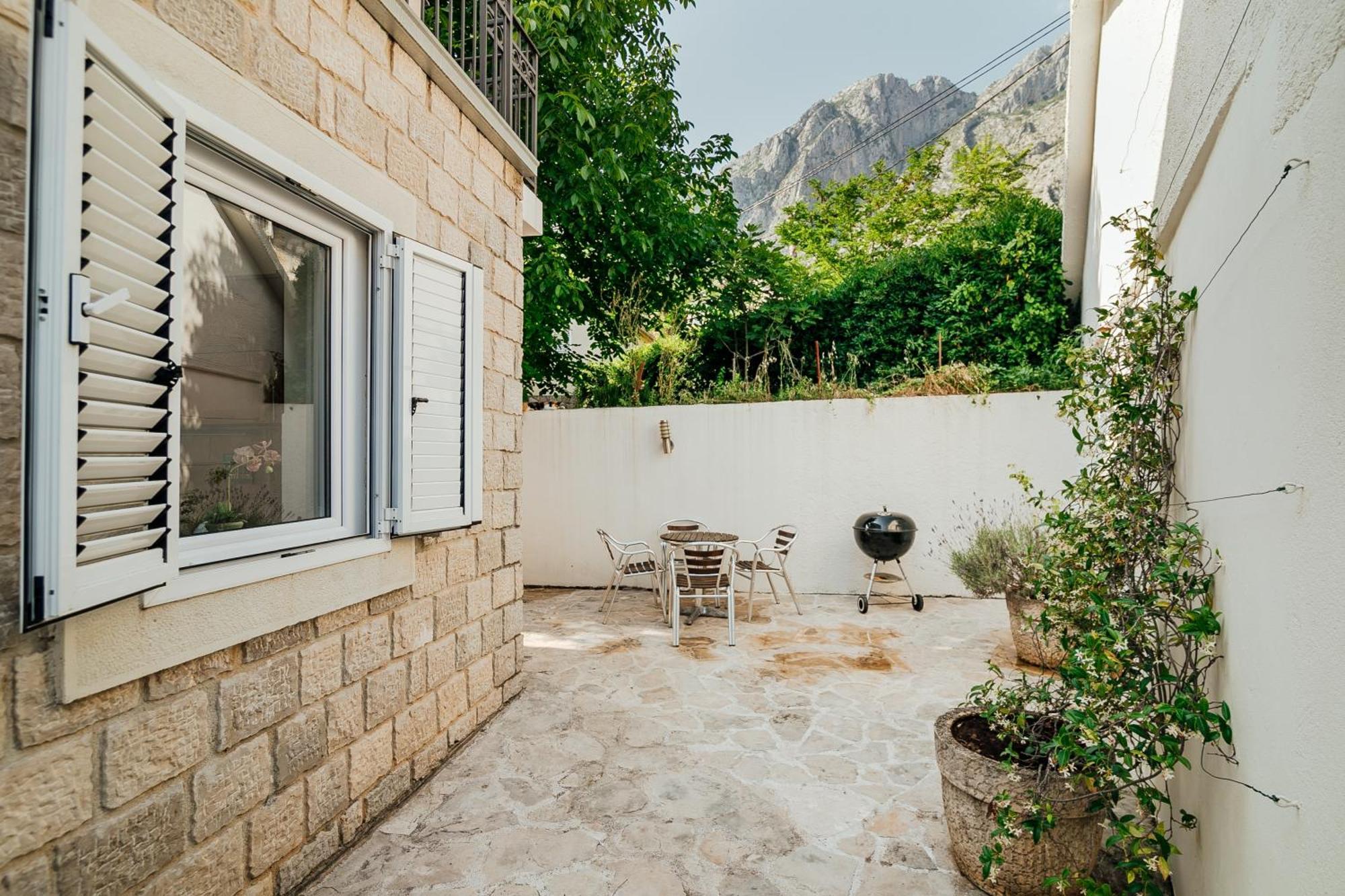 Holiday Home Amanda Hollick Kotor Exteriör bild