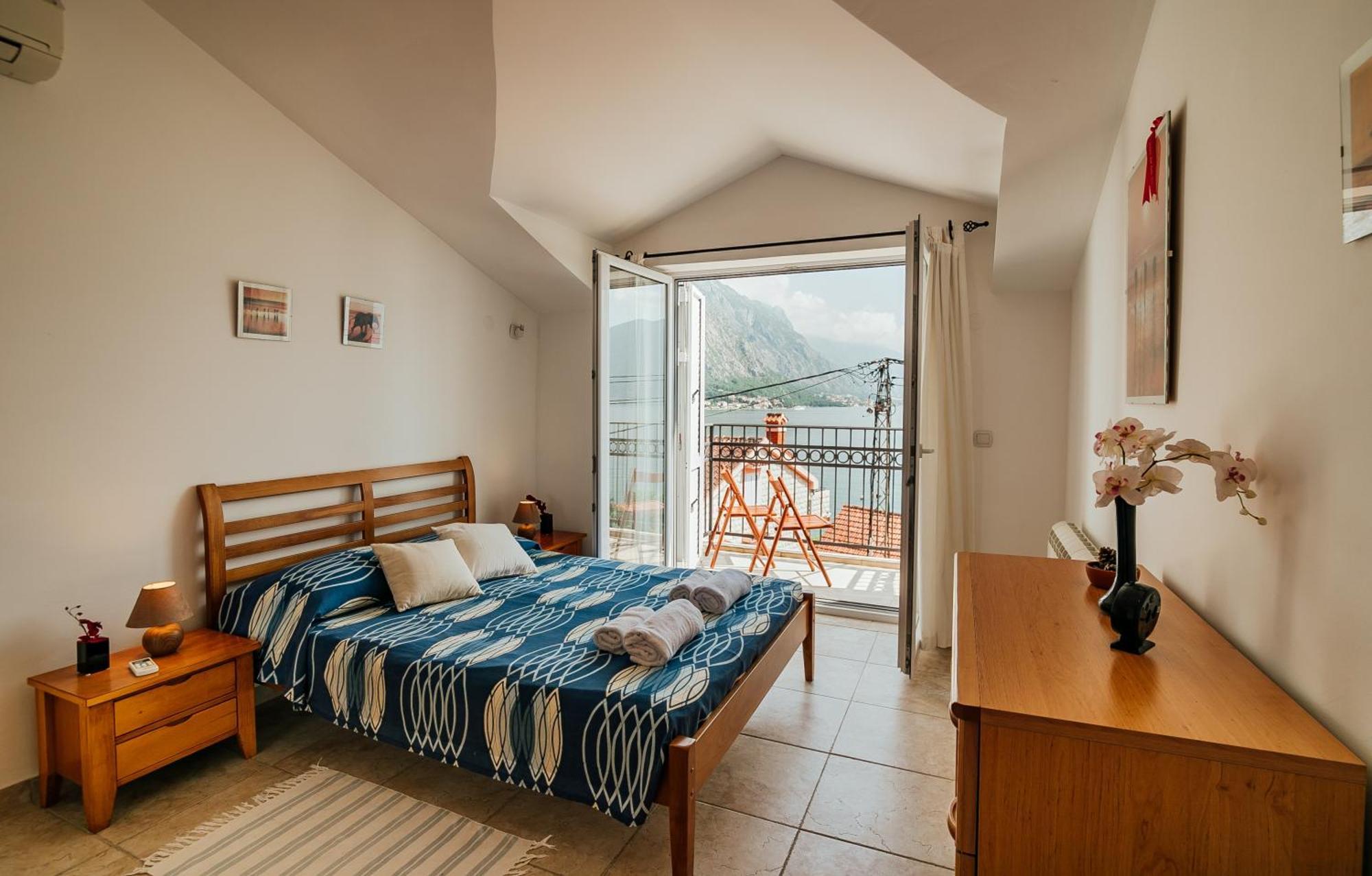 Holiday Home Amanda Hollick Kotor Exteriör bild